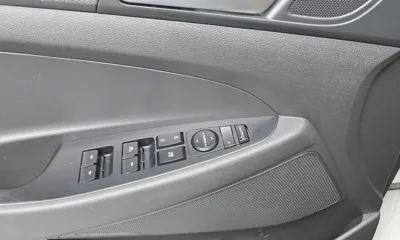 Hyundai Tucson 2016, 143585 км, за 6498.83 USD - фото 12