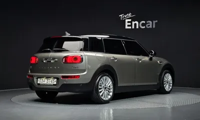 MINI Clubman 2018, 77809 км, за 10831.04 USD