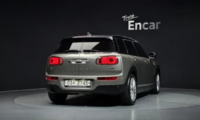 MINI Clubman 2018, 77809 км, за 10831.04 USD