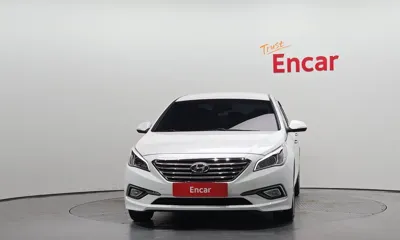 Hyundai Sonata 2015, 147236 км, за 5399.43 USD