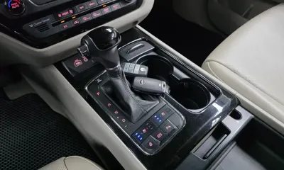 Kia Canival 2016, 151873 км, за 6188.93 USD - фото 9