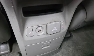 Kia Canival 2016, 151873 км, за 6188.93 USD - фото 28