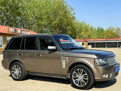 Land Rover Range Rover 2010, 220000 км, за 15964.96 USD