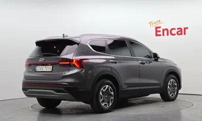 Hyundai Santafe 2023, 123366 км, за 15791.21 USD