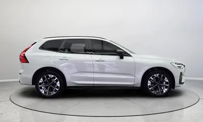 Volvo XC60 2026, 2661 км, за 41604.35 USD