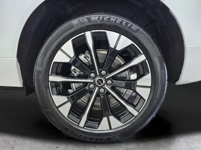 Volvo XC60 2026, 2661 км, за 41604.35 USD