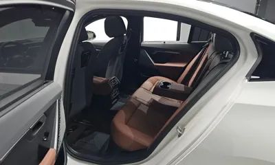 BMW 5-Series 2025, 3259 км, за 57849.55 USD - фото 26