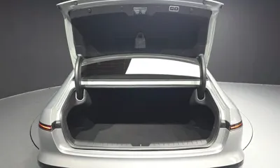 Hyundai Grandeur 2023, 47678 км, за 19478.84 USD - фото 20