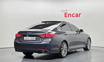 Hyundai Genesis 2016, 77810 км, за 8074.49 USD