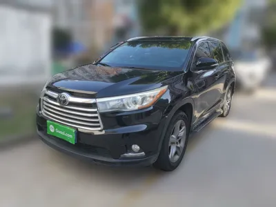 Toyota Highlander · 2015 год