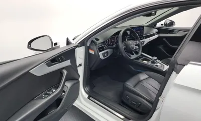 Audi A5 2023, 40277 км, за 22990.01 USD - фото 10