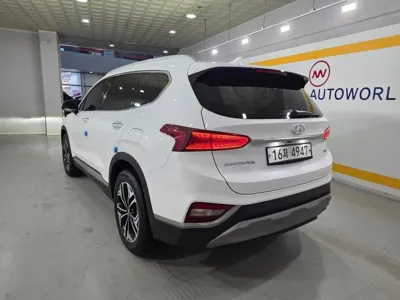 Hyundai Santafe 2019, 40141 км, за 15157.44 USD