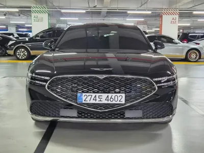Genesis G90 · 2022 год