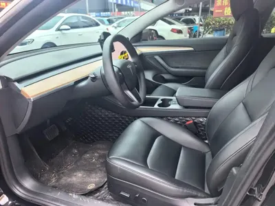 Tesla Model 3 2023, 73000 км, за 21329.9 USD