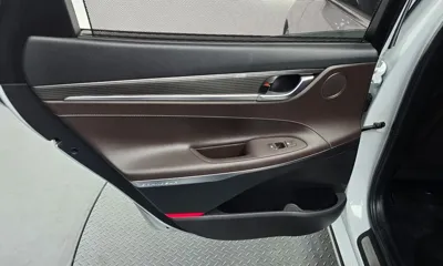Hyundai Grandeur 2018, 108726 км, за 12182.42 USD - фото 26
