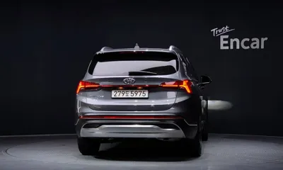 Hyundai Santafe 2021, 81243 км, за 15091.24 USD