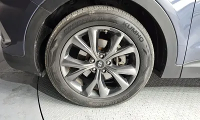 Hyundai Santafe 2016, 163039 км, за 7267.92 USD