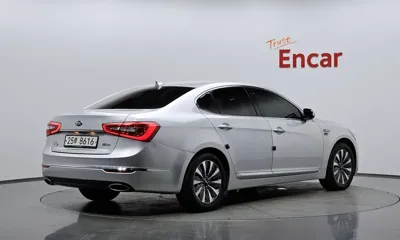 Kia K7 2014, 164049 км, за 4529.34 USD