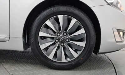Kia K7 2014, 164049 км, за 4529.34 USD