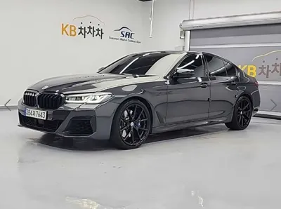 BMW 5-Series · 2023 год