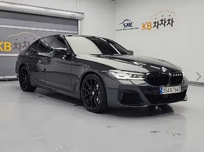 BMW 5-Series 2023, 84573 км, за 34413.25 USD