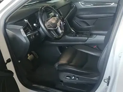 Cadillac XT5 2018, 87000 км, за 23314.34 USD