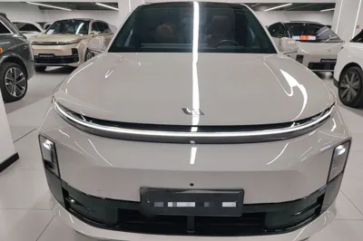 Li Auto L6 2024, 36700 км, за 29312 USD