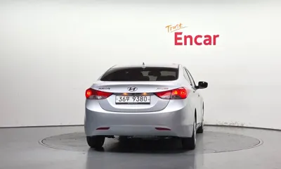 Hyundai Avante 2012, 91084 км, за 2925.31 USD