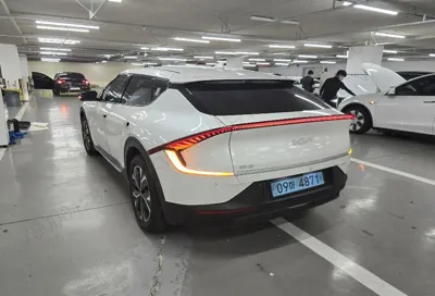 Kia EV6 2023, 86615 км, за 8542.04 USD