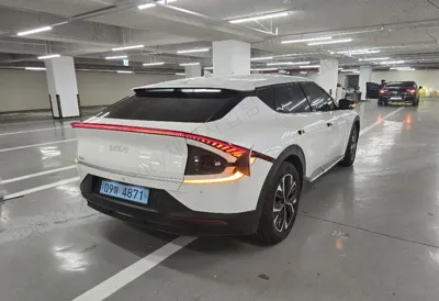 Kia EV6 2023, 86615 км, за 8542.04 USD - фото 6
