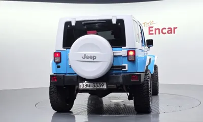 Jeep Wrangler 2017, 131894 км, за 16856.17 USD