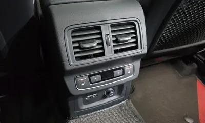 Audi Q5 2023, 60706 км, за 31061.63 USD - фото 27