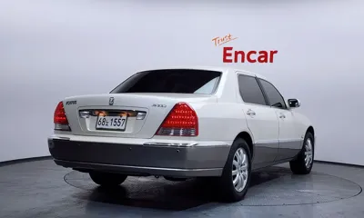 Hyundai Equus 2008, 128183 км, за 2973.24 USD