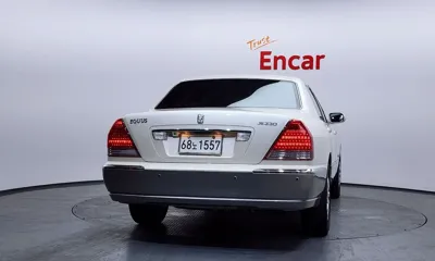 Hyundai Equus 2008, 128183 км, за 2973.24 USD