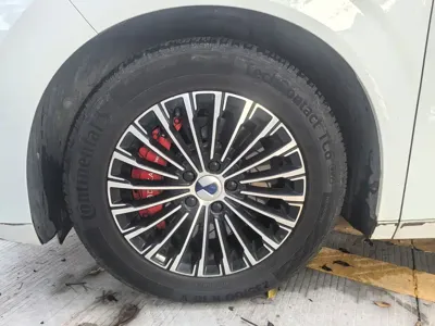 Denza Denza D9 2024, 74000 км, за 29511.83 USD