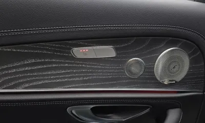 Mercedes-Benz E-Class 2023, 53559 км, за 30076.7 USD - фото 33
