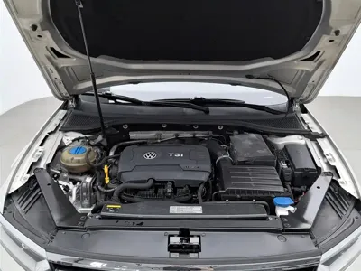 Volkswagen Magotan 2017, 106100 км, за 8334.07 USD - фото 6
