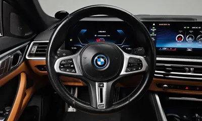 BMW i4 2024, 39855 км, за 36988.87 USD - фото 12