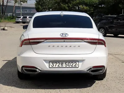 Hyundai Grandeur 2020, 78967 км, за 10199.57 USD - фото 4
