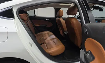 ChevroletGMDaewoo Cruze 2017, 101596 км, за 4358.31 USD - фото 11