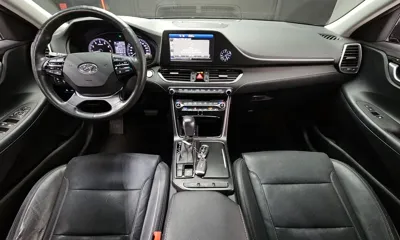 Hyundai Grandeur 2019, 94246 км, за 12223.32 USD - фото 7