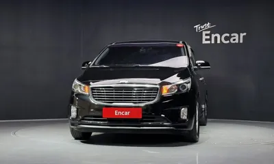 Kia Canival 2018, 158939 км, за 4923.2 USD