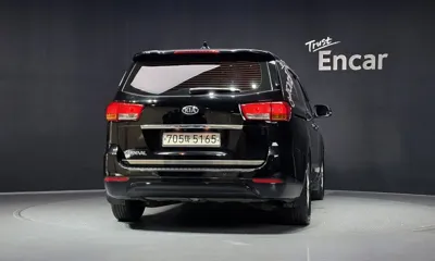 Kia Canival 2018, 158939 км, за 4923.2 USD