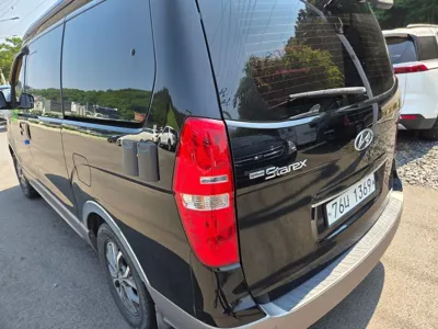 Hyundai Starex 2018, 90000 км, за 15547.76 USD