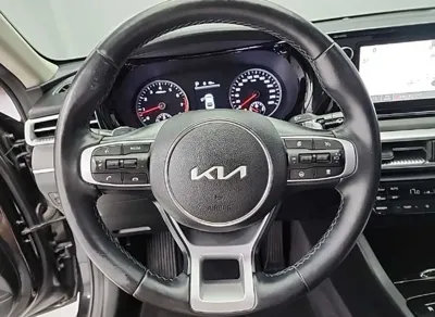 Kia K5 2023, 93808 км, за 19029.8 USD - фото 9