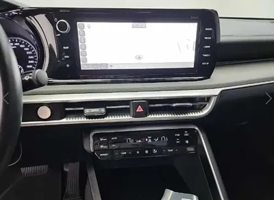 Kia K5 2023, 93808 км, за 19029.8 USD - фото 10