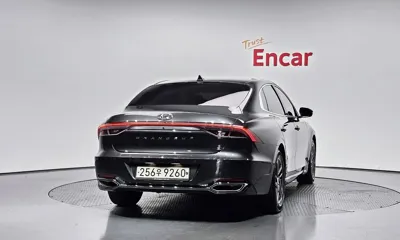 Hyundai Grandeur 2021, 130883 км, за 10076.77 USD