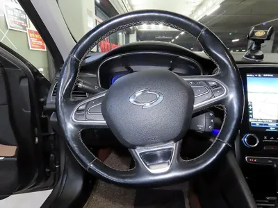 Renault-KoreaSamsung SM6