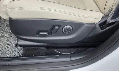 Genesis GV70 2025, 15230 км, за 32982.07 USD - фото 31