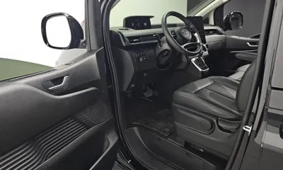 Hyundai Staria 2022, 48651 км, за 16771.76 USD - фото 11